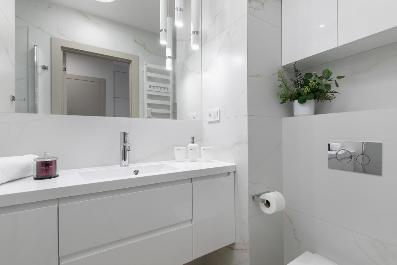 Lighthouse Luxury Penthouse - Jantar Apartment